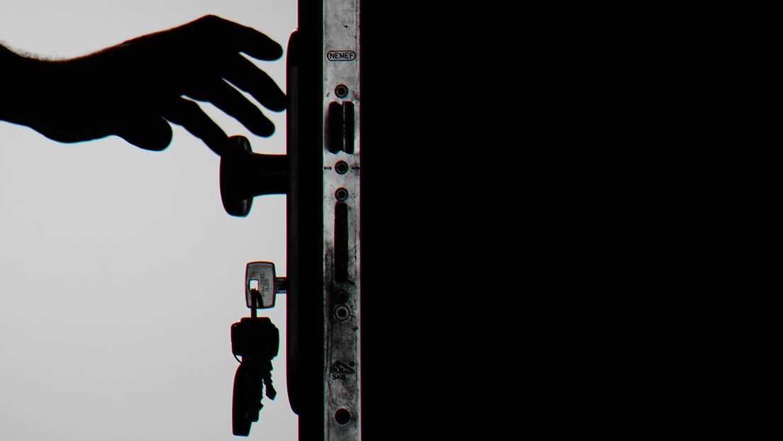 Un adolescente ruso logra comprar un apartamento en Moscú sin pagar ni un centavo y ahora es detenido por la Policía