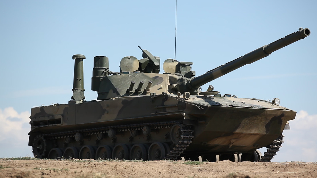 VIDEO: Potente tanque anfibio ligero de Rusia realiza pruebas de navegación en el mar Negro