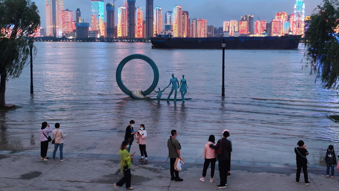 La OMS propone realizar una nueva misión sobre los orígenes del coronavirus en China y hacer auditorías de laboratorios en Wuhan