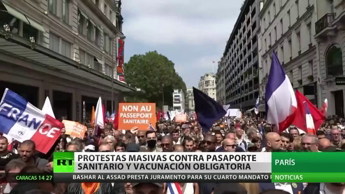 Protestas masivas en Francia contra el pasaporte sanitario y la vacuncación obligatoria