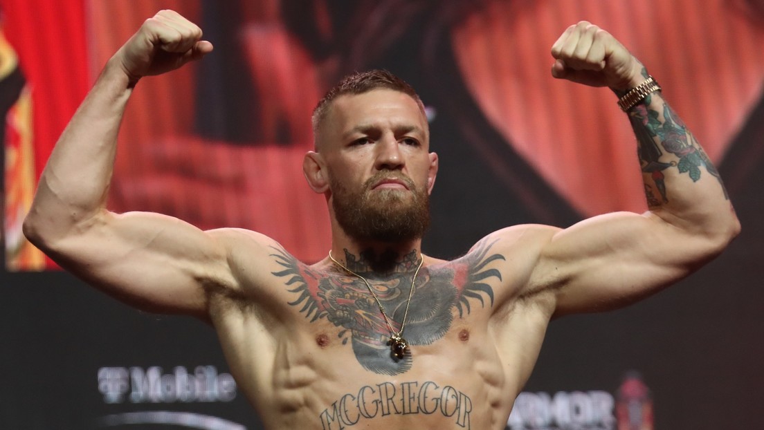 FOTO: Conor McGregor hace gala de su nuevo y exclusivo yate deportivo Lamborghini de 3,6 millones de dólares