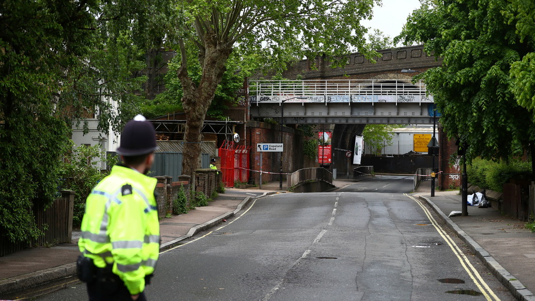 Mujer que mató de 8 puñaladas a su vecino pedófilo revela por qué lo hizo: este había abusado de su hijo de 12 años