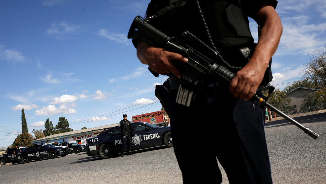 Joven de 16 años muere tras ser tiroteado en la cabeza por un policía durante una discusión en un partido de fútbol