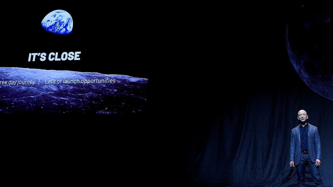 EE.UU. rechaza la protesta de Jeff Bezos por la adjudicación del contrato de un programa lunar a la compañía de Elon Musk