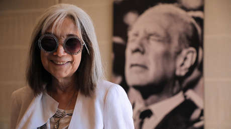 El inédito embargo de los millonarios derechos de la obra de Borges (y lo que deberá hacer María Kodama para poder liberarlos)