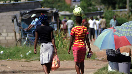 Acusan de asesinato a una joven que mató a su agresor sexual y desatan indignación en Zimbabue