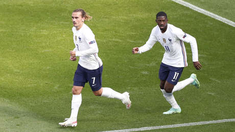 "Todas estas caras feas": Dembélé y Griezmann se ven envueltos en una polémica racista por las burlas a los trabajadores asiáticos de un hotel (VIDEO)