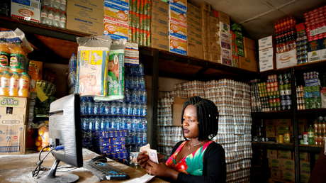 El nuevo billete más grande de Zimbabue vale menos de un dólar estadounidense