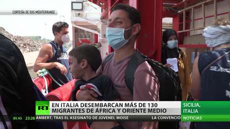 Desembarcan en Italia más de 130 migrantes de África y Oriente Medio