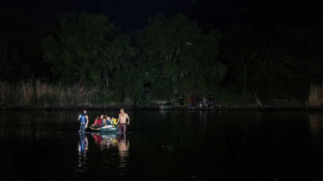 Un estudio calcula que antes de la pandemia llegaron a EE.UU. más mexicanos de los que volvieron a su país
