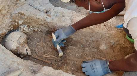 Descubren en España una serie de entierros infantiles musulmanes del siglo XIII en la muralla islámica de Valencia