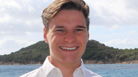 El viajero anónimo que pagó 28 millones de dólares por el primer vuelo turístico espacial de Blue Origin pospone el viaje por "conflictos de horario"