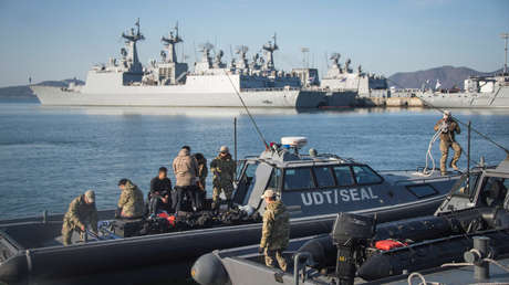 El Gobierno surcoreano se disculpa por la infección de 250 marineros con coronavirus en un buque de la Armada