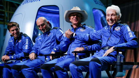 Congresista estadounidense propone establecer un impuesto al turismo espacial