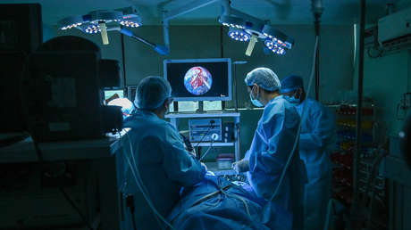 India registra más de 4.200 muertes y decenas miles de casos de 'hongo negro' en pacientes recuperados de covid-19