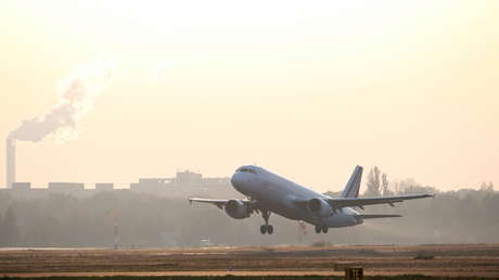 Revelan que dos aviones estuvieron a punto de estrellarse tras el despiste de un controlador aéreo en un aeropuerto de París