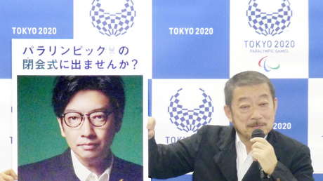 Despiden al director de la ceremonia inaugural de los Juegos Olímpicos por un antiguo chiste sobre el Holocausto