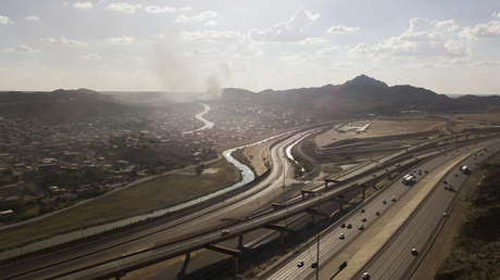 Un hombre quiere vender un muro de casi 5 kilómetros entre EE.UU. y México que le costó 30 millones de dólares