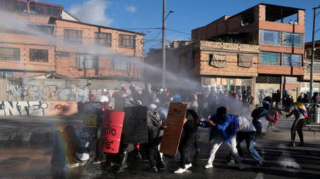 Policía colombiana detiene a 134 miembros de la 'primera línea' por violencia y vandalismo en las protestas