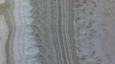 Científicos sugieren que los lagos subglaciales del polo sur de Marte no contienen agua, sino otra sustancia