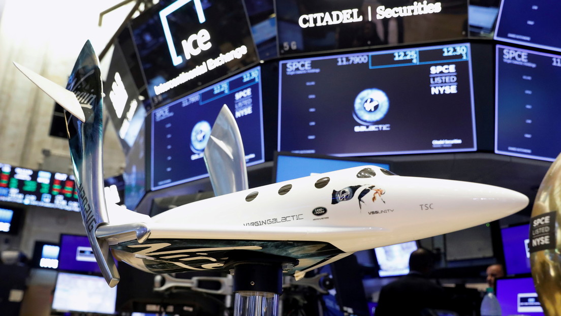 El multimillonario Richard Branson vende acciones de Virgin Galactic por valor de 300 millones de dólares