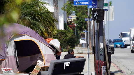 Disputas en Washington dejan sin resolver el problema de los desahucios que amenaza a millones de personas en EE.UU.