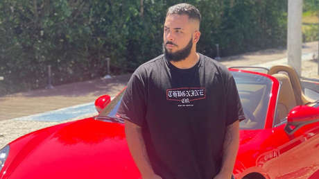 Un joven comerciante de criptomonedas que hizo alarde de su riqueza en Instagram es asesinado a tiros en Brasil al volante de su Porsche