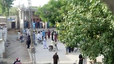 Encarcelan por blasfemia a un niño de 8 años, la persona más joven jamás imputada por ese delito en Pakistán