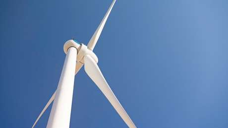 Arabia Saudita pone en marcha el mayor parque eólico de Oriente Medio, capaz de suministrar energía a hasta 70.000 hogares