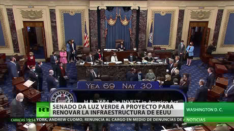 El Senado da luz verde al proyecto para renovar la infraestructura de EE.UU.