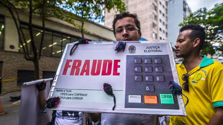 Bolsonaro dice que las elecciones de 2022 "no serán confiables" tras la derrota legislativa de la propuesta de cambiar el sistema de voto