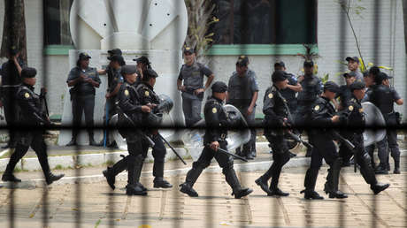 Reos de la mara Barrio 18 se amotinan en una cárcel guatemalteca y toman 18 rehenes, incluido el director del penal