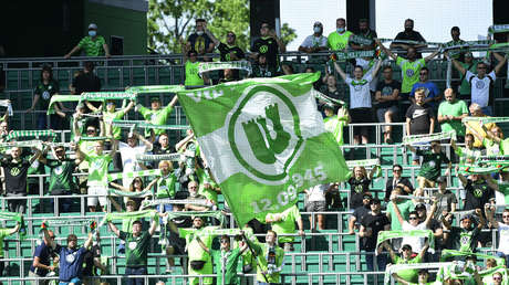 Eliminan al Wolfsburgo de la Copa de Alemania de fútbol por exceso de cambios durante un partido