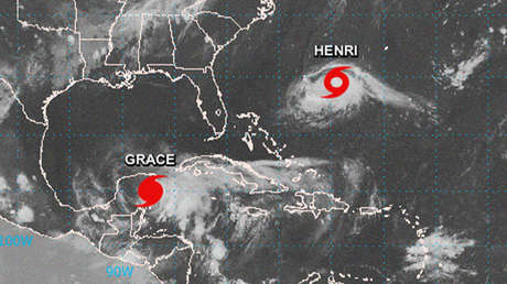 El huracán Grace toca tierra en la península de Yucatán, México