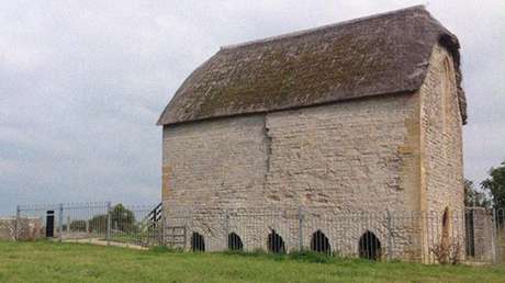 'Luchas intestinas' en la Edad Media: revelan que una abadía inglesa tenía un inodoro "última generación" de 40 plazas