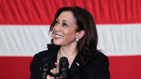 VIDEO: Kamala Harris se ríe cuando una reportera le pregunta por la situación en Afganistán y es duramente criticada en la Red