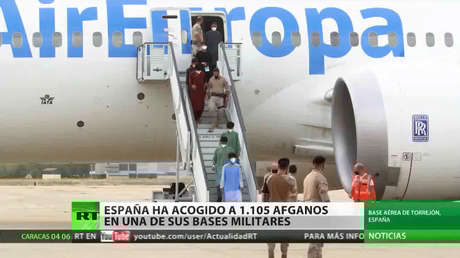 Miles de afganos se asilan en Uzbekistán y España