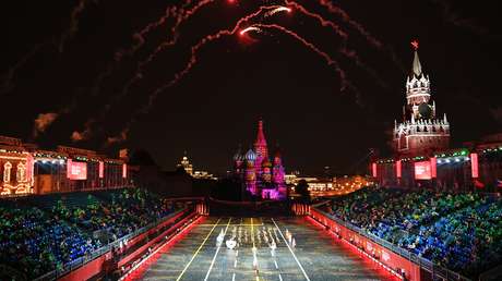 Inauguran con participación de músicos mexicanos el festival 'Spásskaya Bashnia' en la Plaza Roja de Moscú