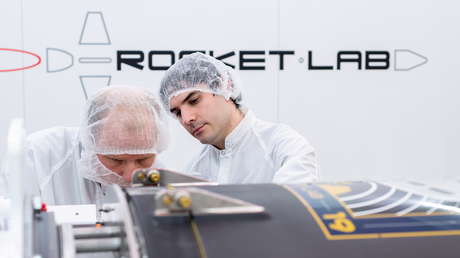 El desarrollador de naves espaciales Rocket Lab cierra a la baja en su primer día en bolsa