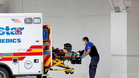 "Me encontré con una pesadilla": Una mujer sale del hospital tras luchar contra el covid-19 y halla a su marido muerto por la misma enfermedad