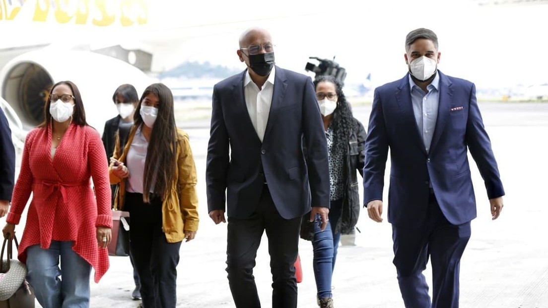 "Las negociaciones no requieren un acuerdo total": La postura del Gobierno de Venezuela para avanzar en el diálogo con la oposición en México