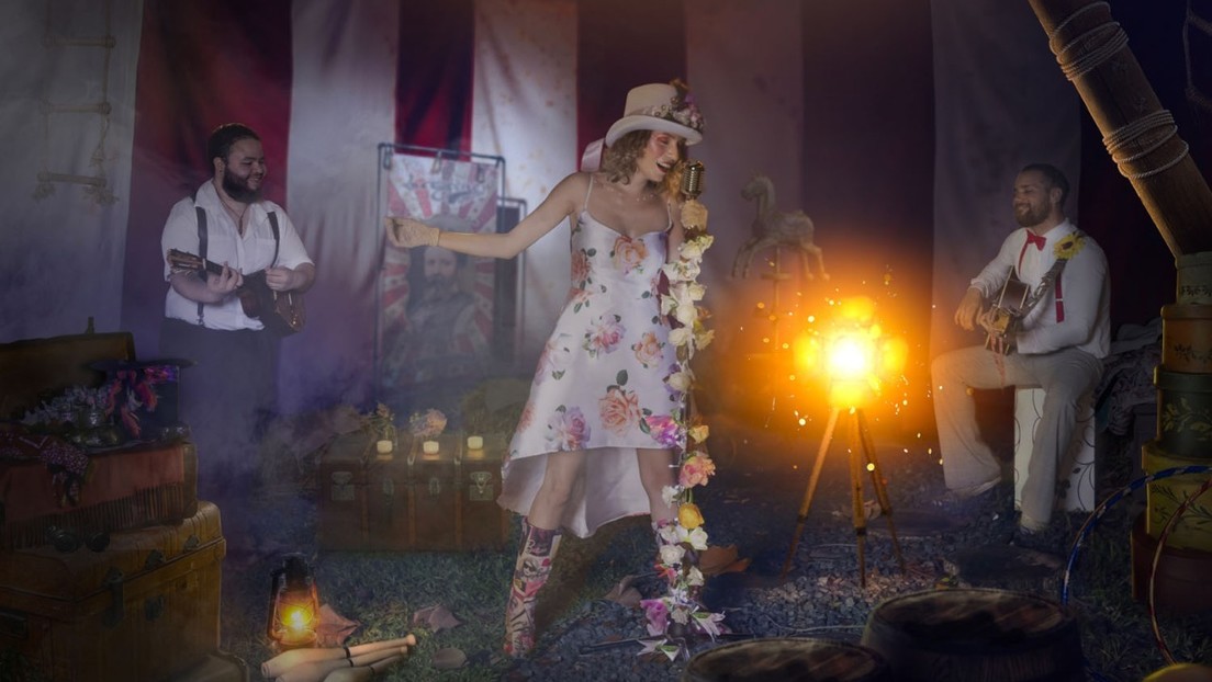 La Scène, la agrupación musical que convierte el reciclaje en arte para generar conciencia ambiental