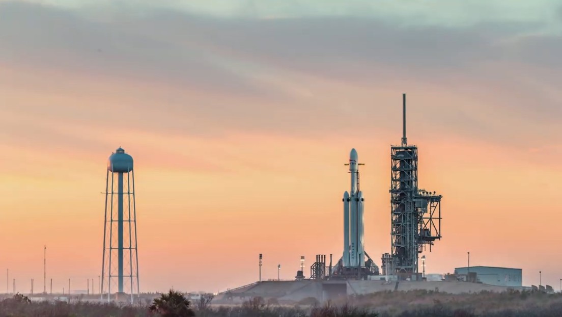 Elon Musk anuncia el momento del lanzamiento de la red de Internet satelital Starlink