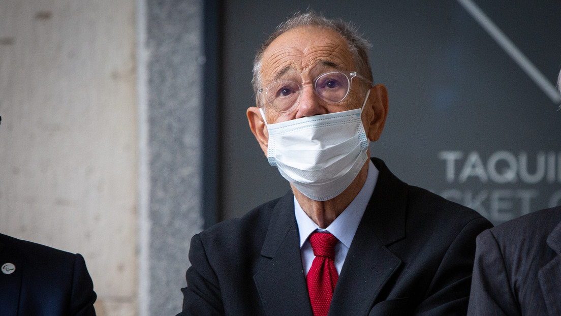 "Mi solidaridad con todos": El tuit inconcreto de Javier Solana, exjefe de la diplomacia europea, que desató hilarantes respuestas