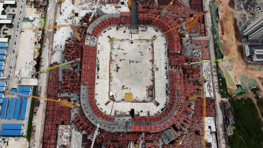 Reuters: China insta a empresas con respaldo estatal a que compren activos del gigante inmobiliario Evergrande