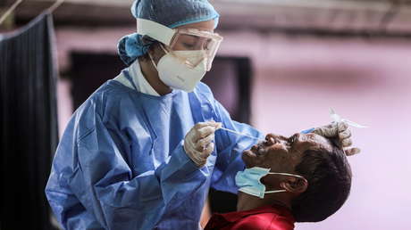 "Con propiedades potenciales de escape inmunológico": La OMS analiza la nueva variante Mu del coronavirus detectada por primera vez en Colombia