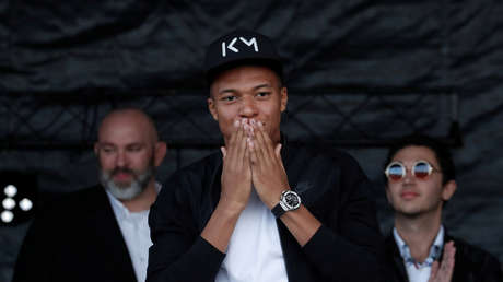 Mbappé abandona la concentración de su selección por una distensión en el gemelo