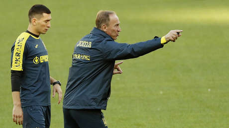 "Ellos comen ranas, nosotros, no": El entrenador de fútbol de Ucrania comparte cómo apoya a su equipo antes del partido contra Francia