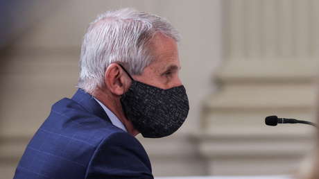 Fauci advierte que la variante Mu de coronavirus podría "evadir la protección de ciertos anticuerpos"