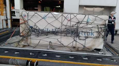 Aterriza en Venezuela un avión con un cargamento de la segunda dosis de la vacuna rusa Sputnik V